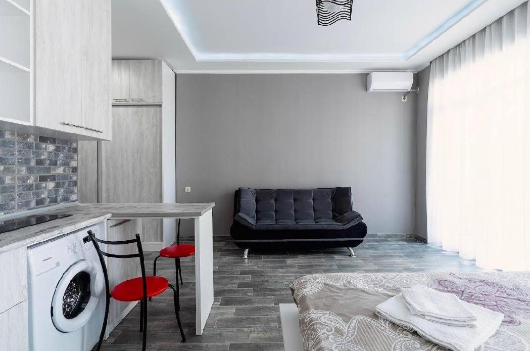 Apartments Kristo Batumi Exterior photo