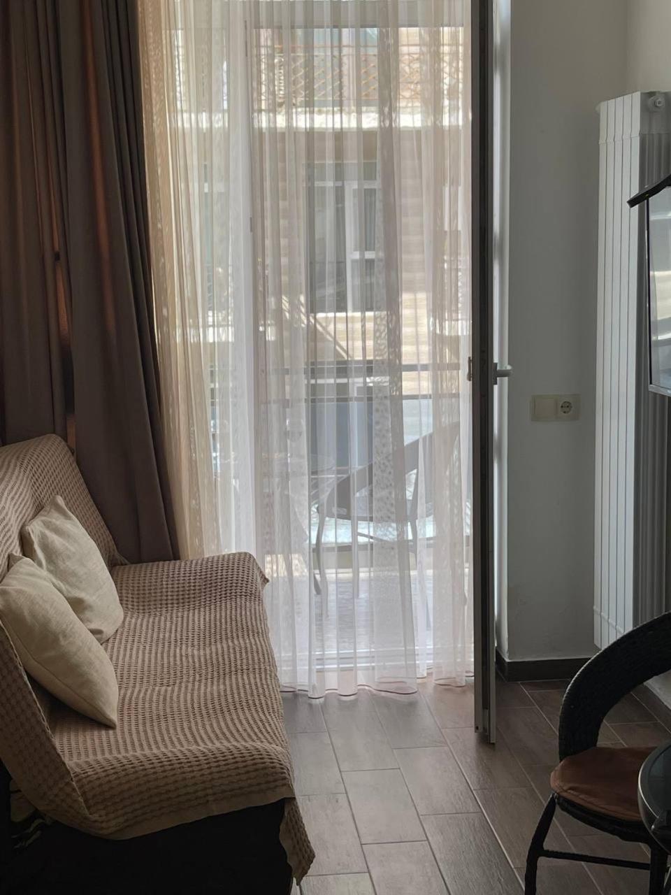 Apartments Kristo Batumi Exterior photo